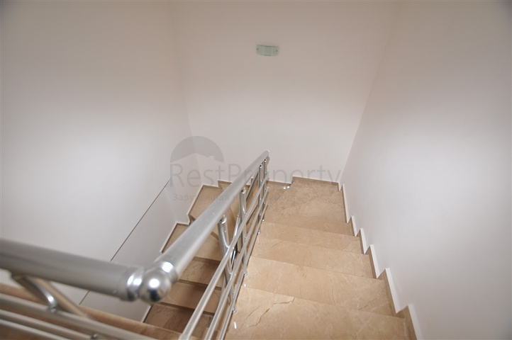 Двухэтажная квартира 2+1 в комплексе с богатой инфраструктурой