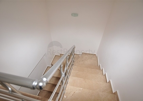 Двухэтажная квартира 2+1 в комплексе с богатой инфраструктурой