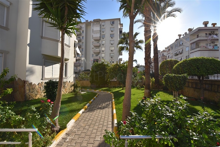 Меблированная квартира 2+1 в центре Алании