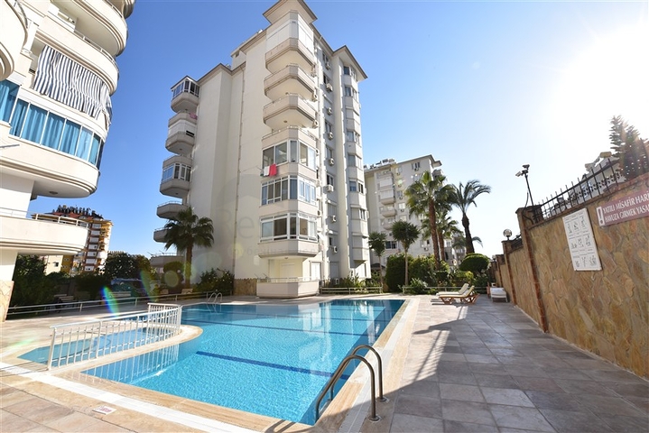 Меблированная квартира 2+1 в центре Алании