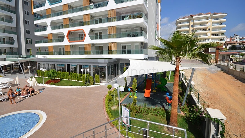 Пентхаус планировкой 2+1 с видом на море в районе Авсаллар 