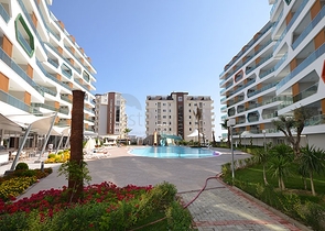 Пентхаус планировкой 2+1 с видом на море в районе Авсаллар 