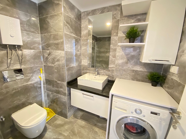 Стильная меблированная квартира в районе Махмутлар