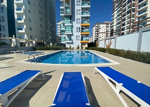 Стильная меблированная квартира в районе Махмутлар