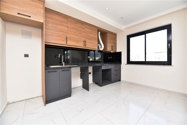 Пентхаус планировкой 2+1 в районе Оба