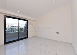 Пентхаус планировкой 2+1 в районе Оба