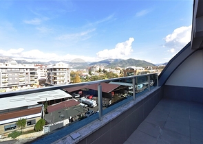 Пентхаус планировкой 2+1 в районе Оба