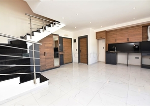 Пентхаус планировкой 2+1 в районе Оба