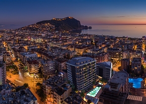 Строящийся комплекс в районе пляжа Клеопатра