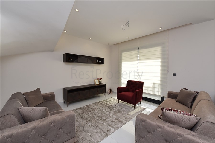 Пентхаус 2+1 в комплексе с отельной инфраструктурой в районе Махмутлар