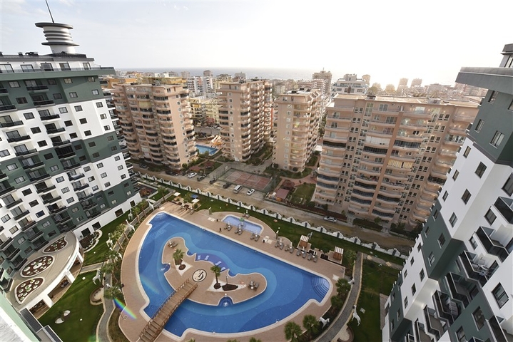 Пентхаус 2+1 в комплексе с отельной инфраструктурой в районе Махмутлар