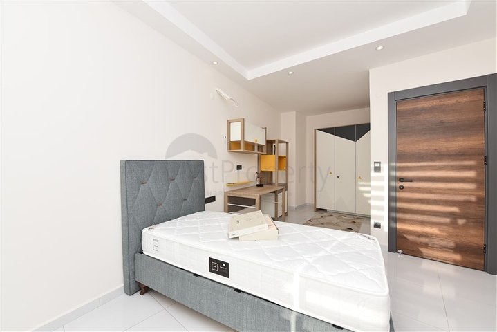 Пентхаус 2+1 в комплексе с отельной инфраструктурой в районе Махмутлар