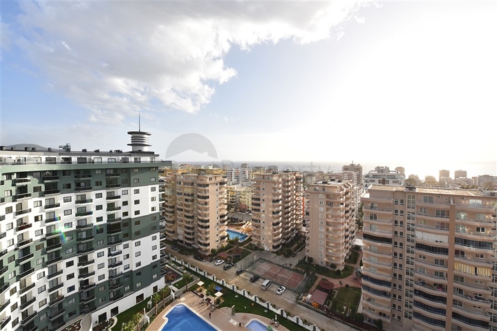 Пентхаус 2+1 в комплексе с отельной инфраструктурой в районе Махмутлар