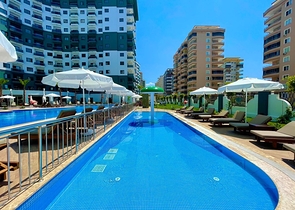 Пентхаус 2+1 в комплексе с отельной инфраструктурой в районе Махмутлар