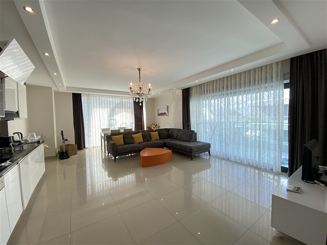 Меблированные апартаменты планировкой 2+1 в районе Каргыджак 