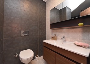 Квартира планировки 2+1 в ультрасовременном комплексе в центре Махмутлара