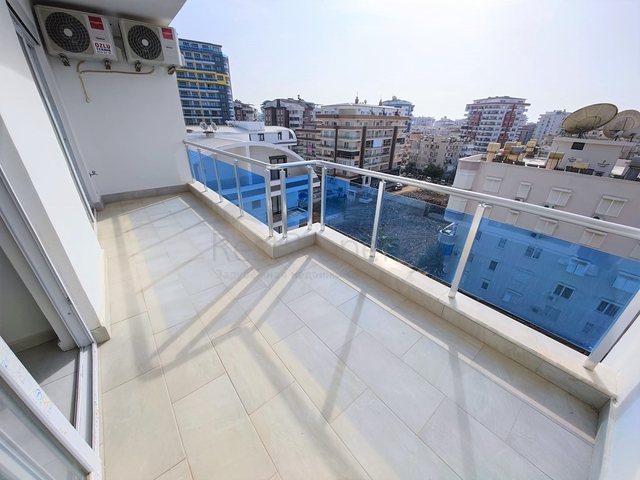 Меблированная квартира планировкой 1+1 в районе Махмутлар