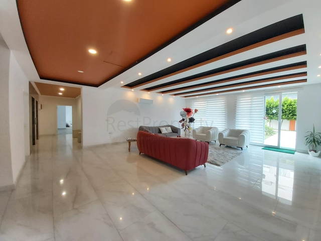 Меблированная квартира планировкой 1+1 в районе Махмутлар