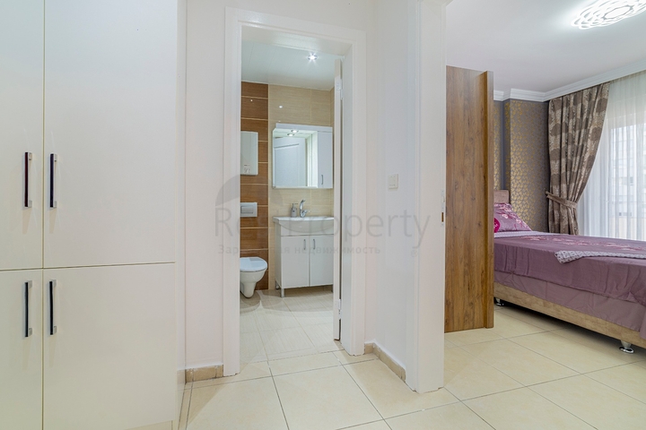 На продажу представлена двухкомнатная квартира в районе Махмутлар