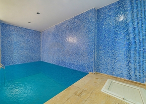 На продажу представлена двухкомнатная квартира в районе Махмутлар