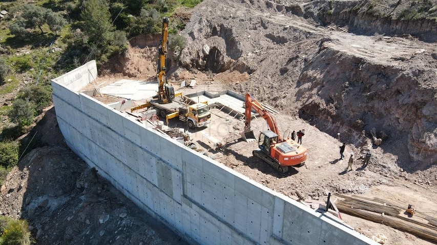 Прекрасная Жизнь в Полуострове с Уникальной Природой