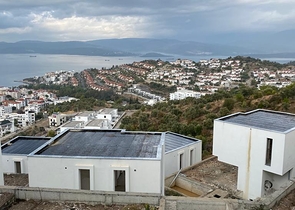 Прекрасная Жизнь в Полуострове с Уникальной Природой