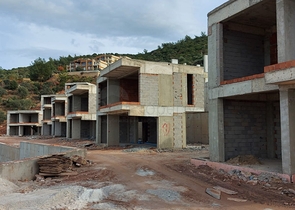 Прекрасная Жизнь в Полуострове с Уникальной Природой