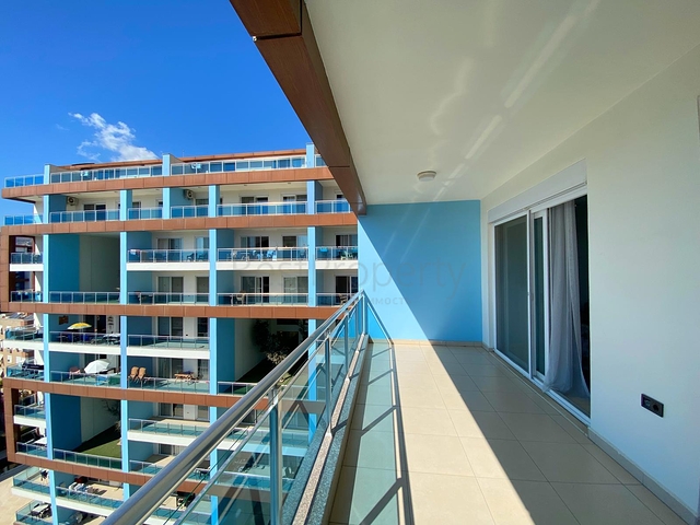 Меблированная двухкомнатная квартира в комплексе с отельной инфраструктурой