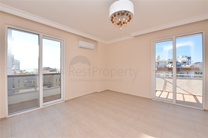 Трехкомнатная квартира в районе Тосмур