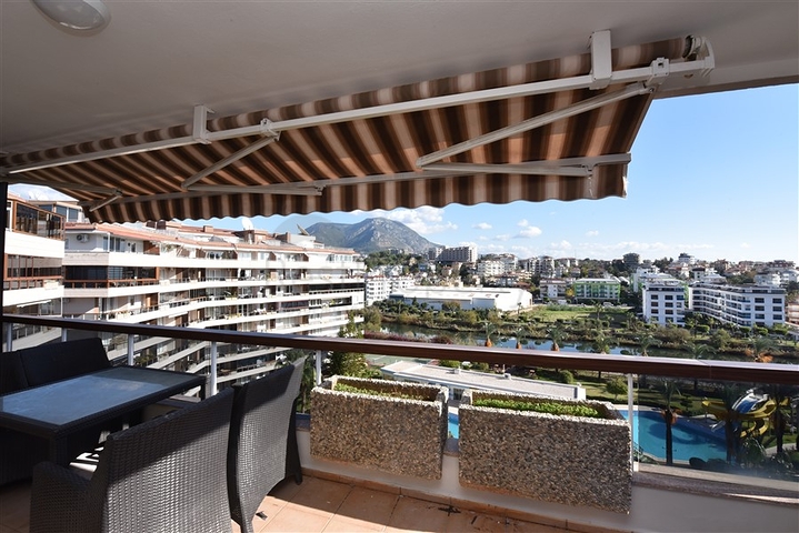 Трехкомнатная квартира в районе Тосмур