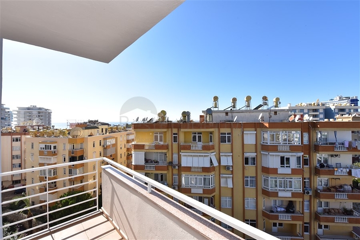 Трехкомнатная квартира в районе Тосмур