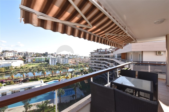 Трехкомнатная квартира в районе Тосмур