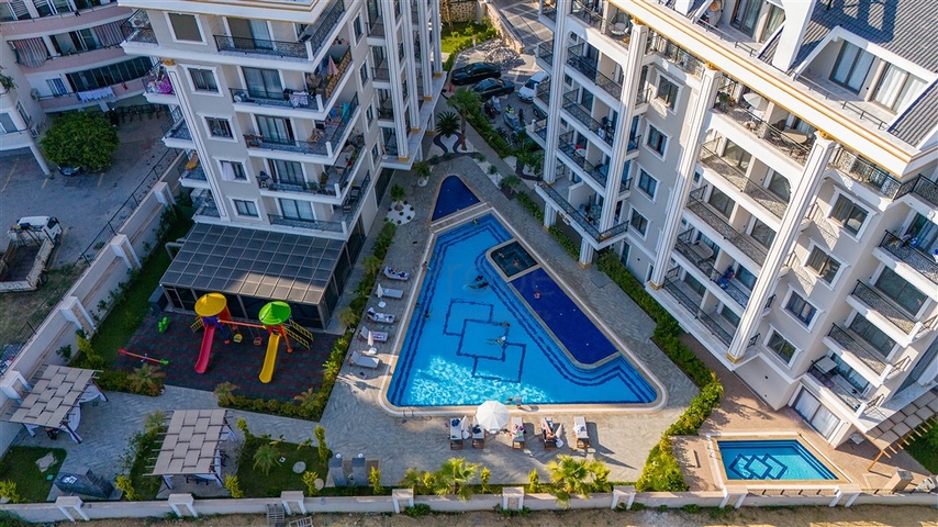 Инвестиционный проект в классическом стиле в районе Оба