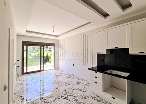 Инвестиционный проект в классическом стиле в районе Оба