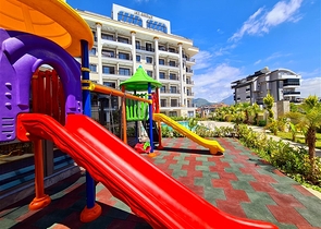 Инвестиционный проект в классическом стиле в районе Оба