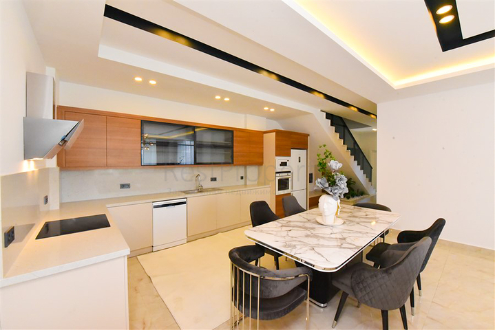 Элитные виллы 4+1 с завораживающим видом на море