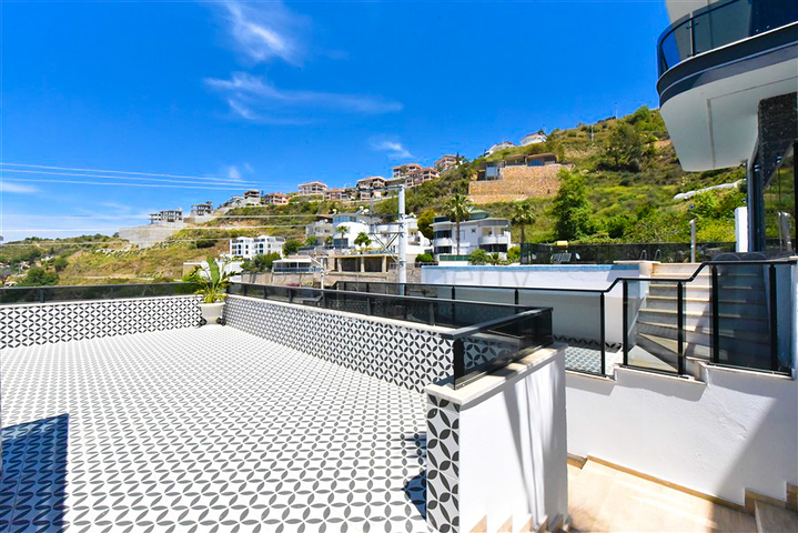 Элитные виллы 4+1 с завораживающим видом на море