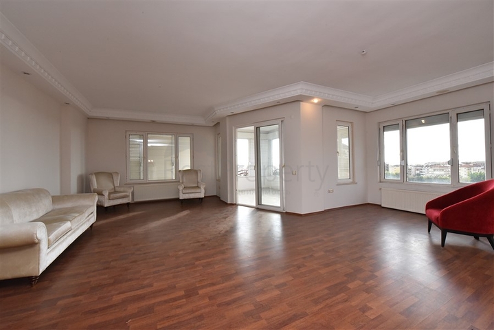 Пентхаус в районе пляжа Клеопатра