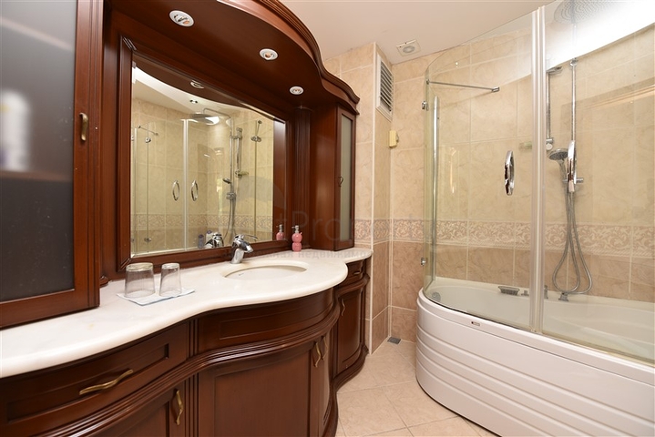 Пентхаус в районе пляжа Клеопатра