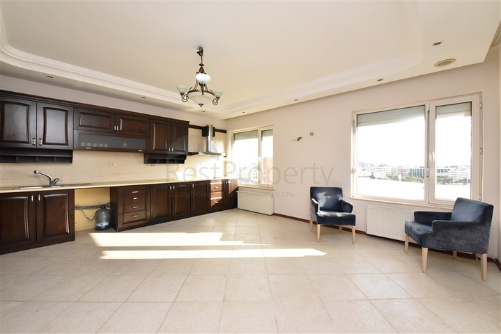 Пентхаус в районе пляжа Клеопатра