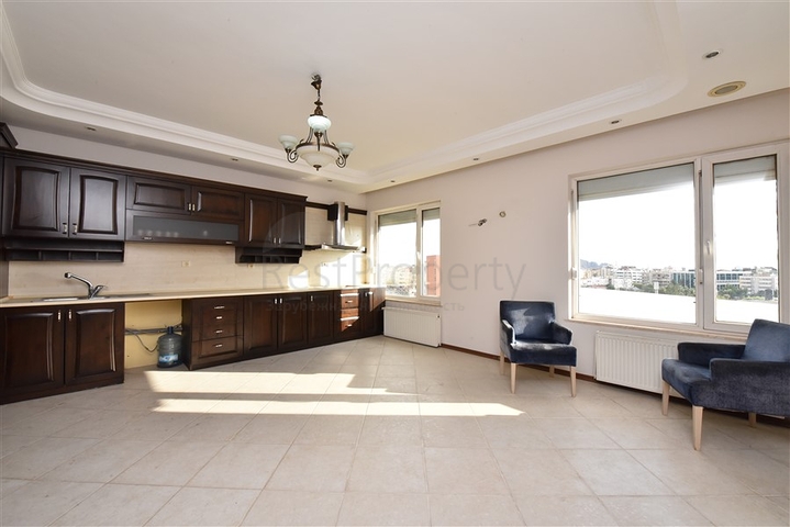 Пентхаус в районе пляжа Клеопатра