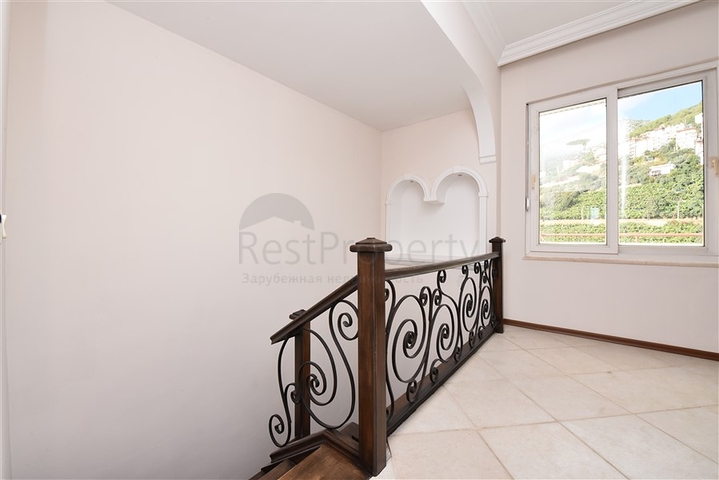 Пентхаус в районе пляжа Клеопатра