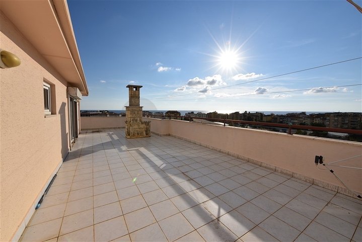 Пентхаус в районе пляжа Клеопатра