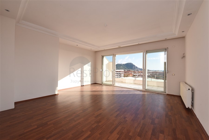 Пентхаус в районе пляжа Клеопатра