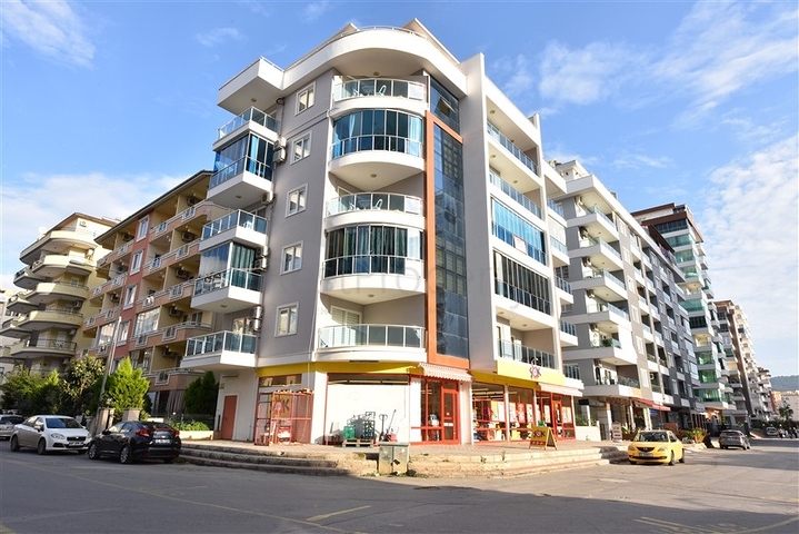 Пентхаус планировки 3+1 в Махмутларе