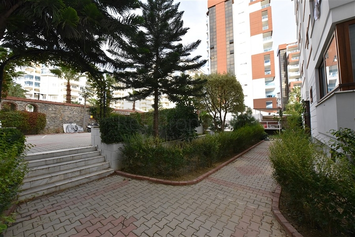 Просторный пентхаус 5+1 с собственной сауной