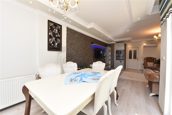 Просторный пентхаус 5+1 с собственной сауной