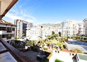 Просторный пентхаус 5+1 с собственной сауной