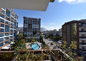 Просторный пентхаус 5+1 с собственной сауной