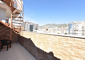 Просторный пентхаус 5+1 с собственной сауной